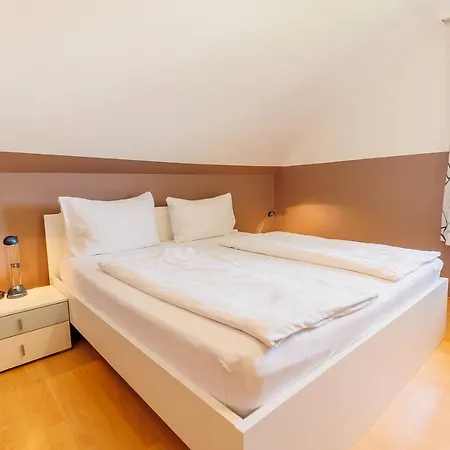 Sun & شقة فيلدين ام ورثرسي